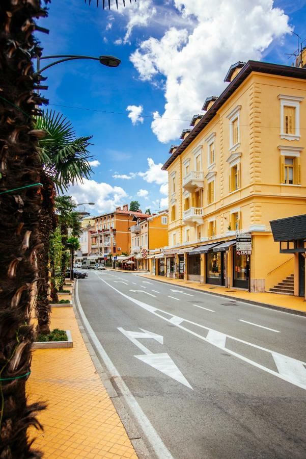 Premium Apartments Villa Herkules Опатия Экстерьер фото